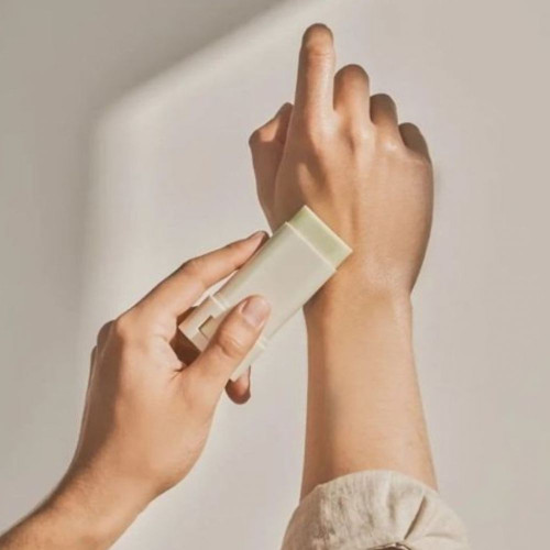 Beauty of Joseon Matte Sun Stick : Mugwort + Camelia 18g